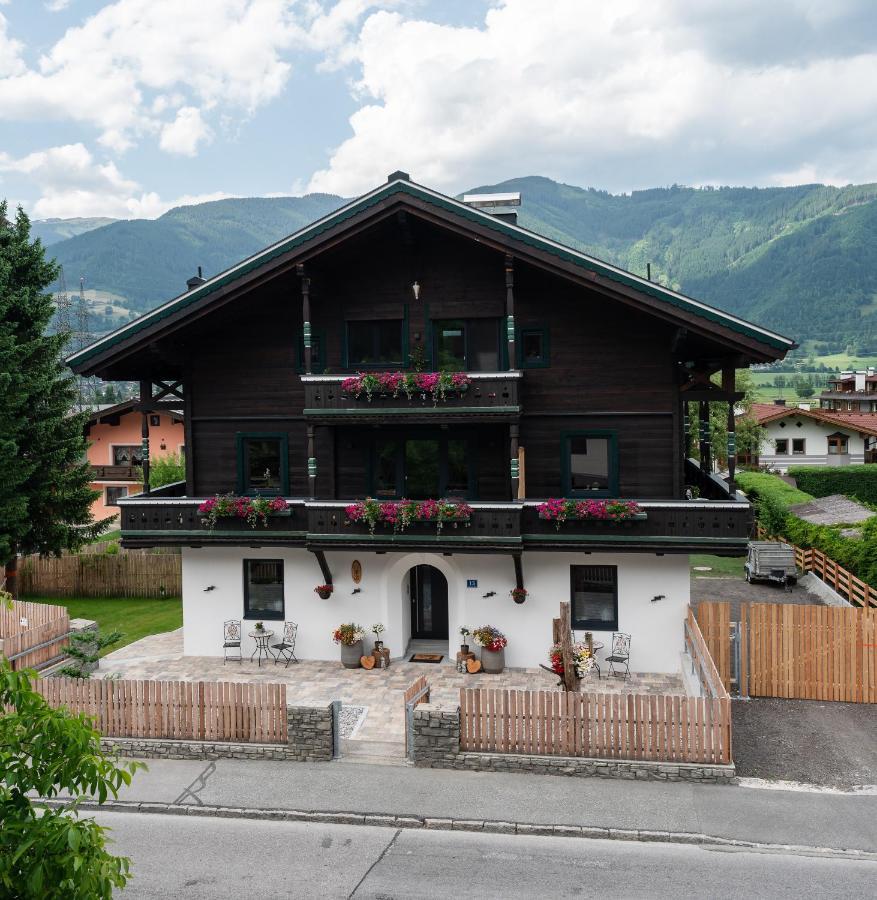 Haus Kulala Apartment Kaprun Exterior photo